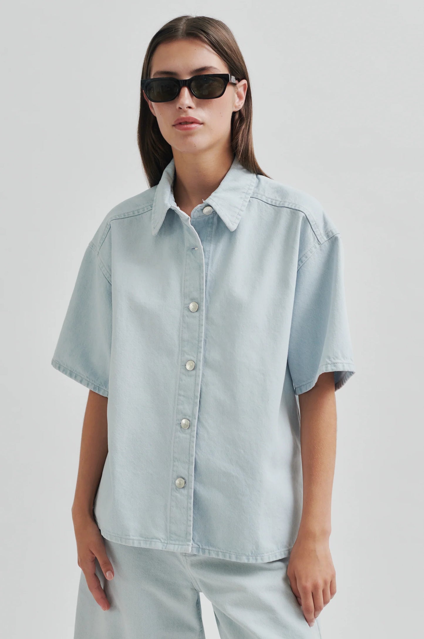 Second Female Fira Shirt