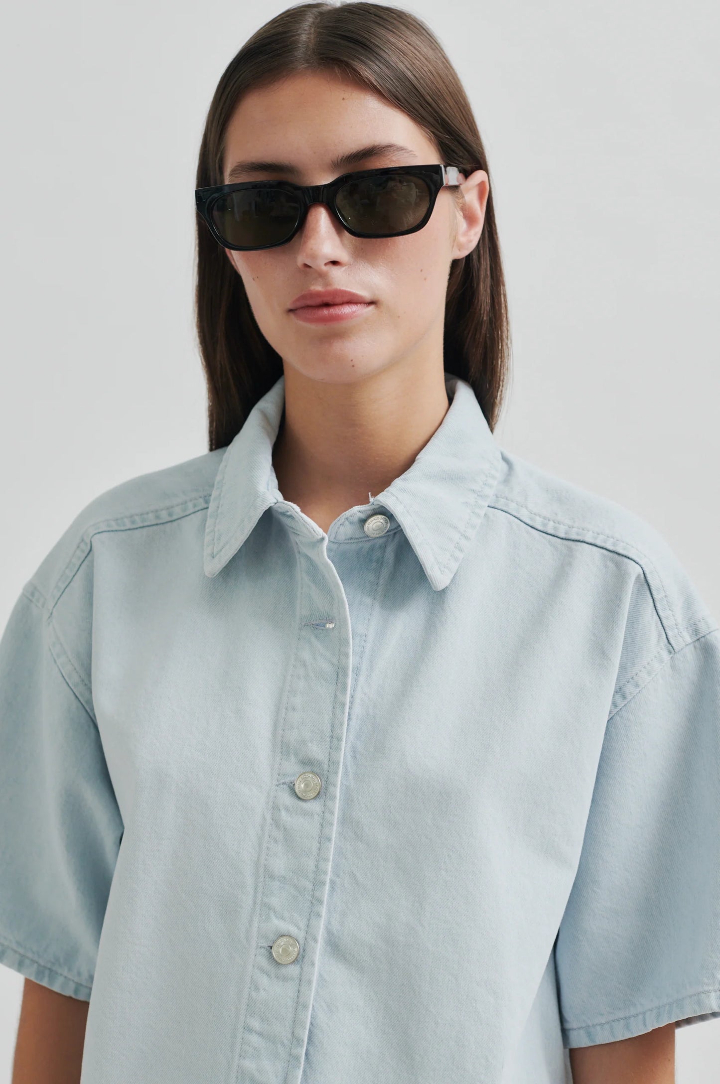 Second Female Fira Shirt