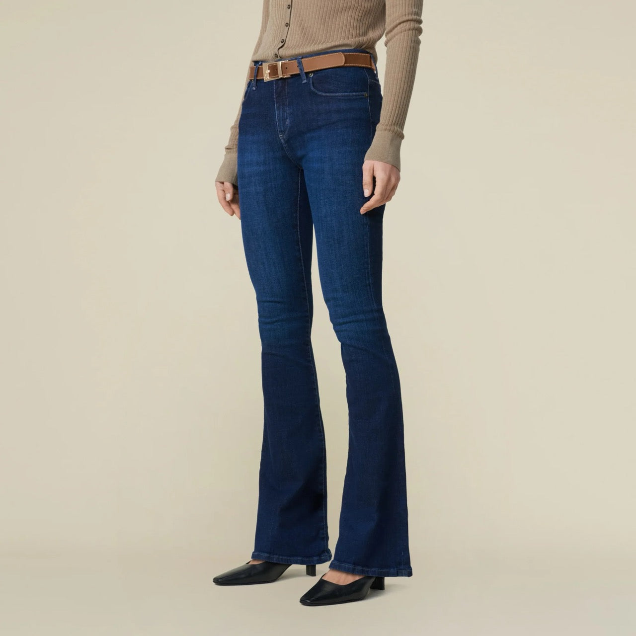 Lois Raval 16 Marconi Mist