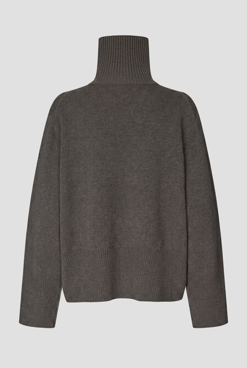 Second Female Alpha Knit