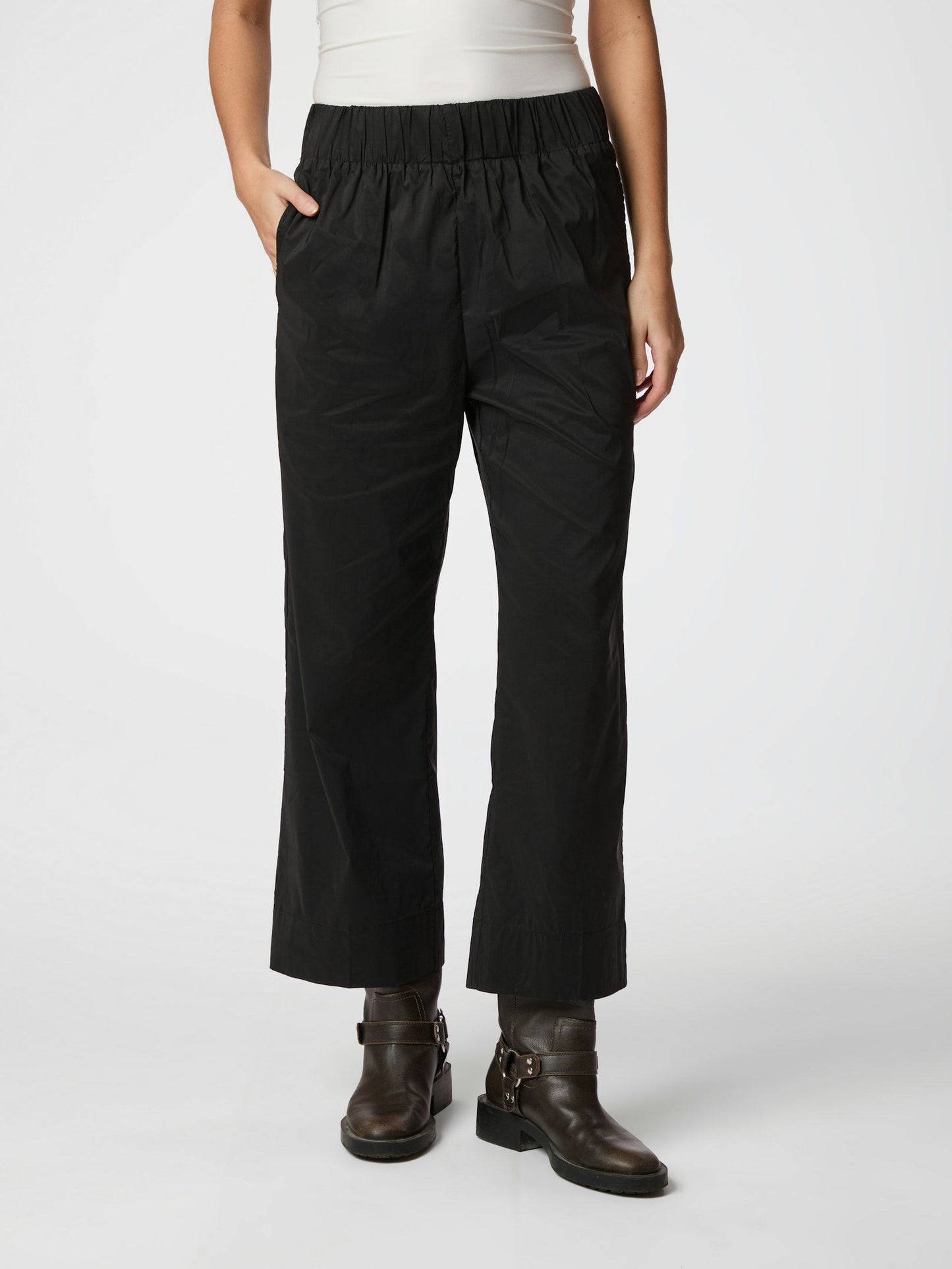 Neo Noir Yana Poplin Pants