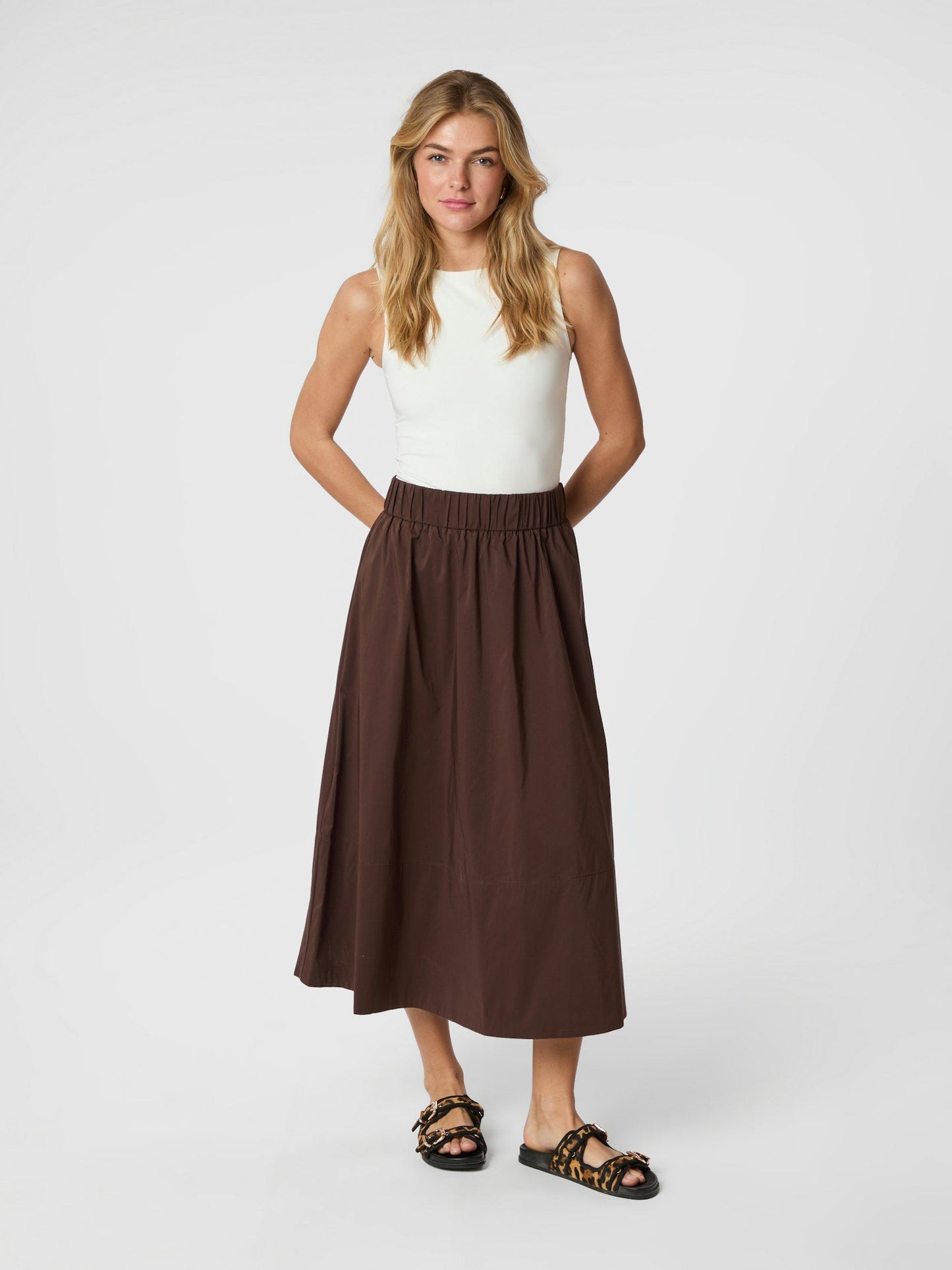 Neo Noir Yara Poplin Skirt