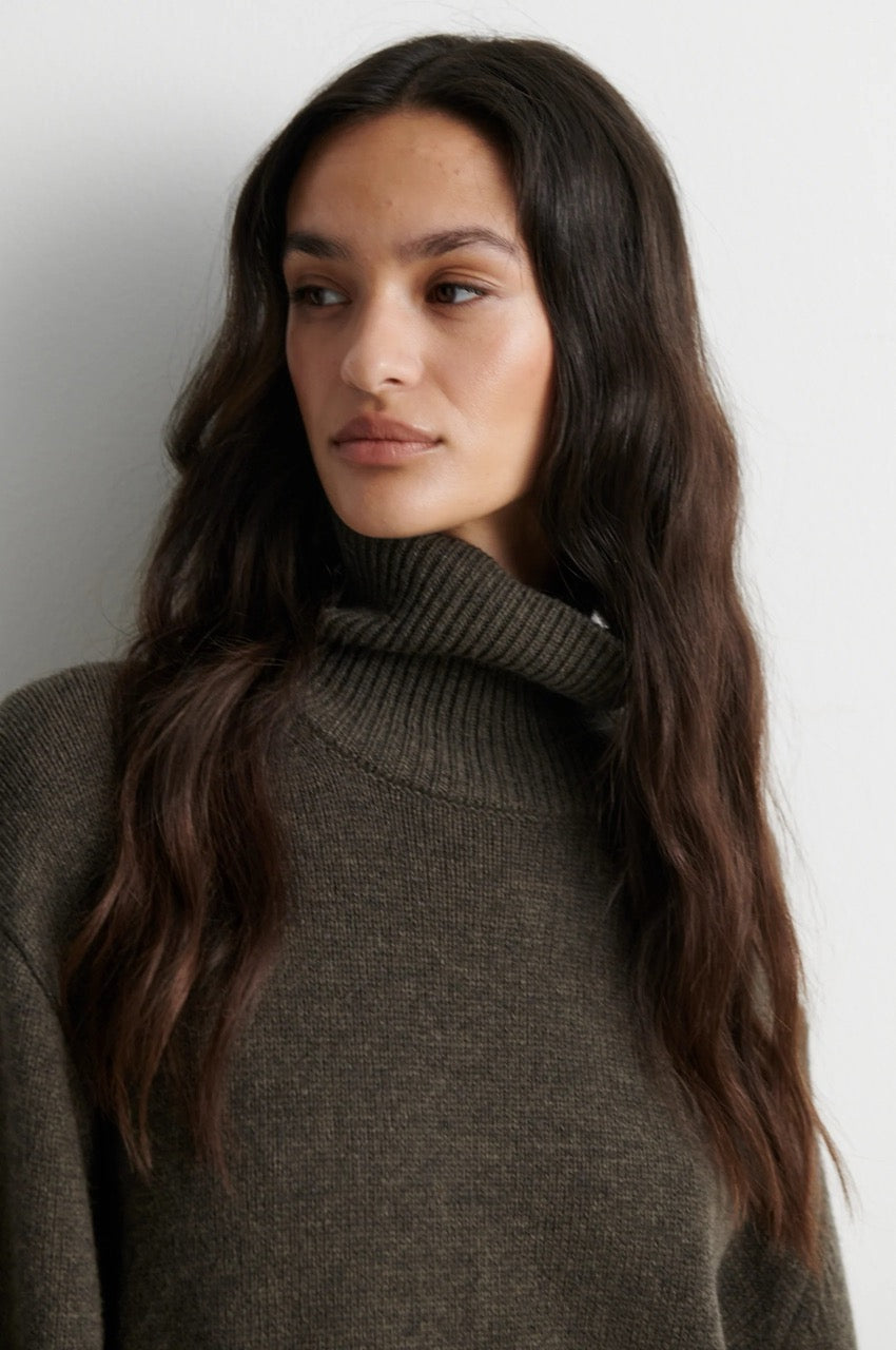 Second Female Alpha Knit