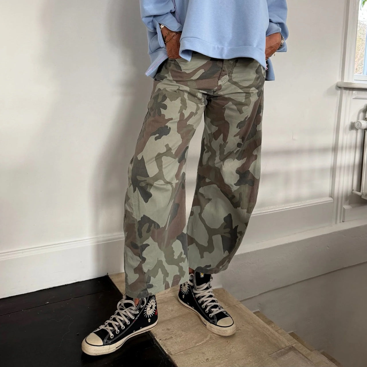 Cabana Living Wild Balo Barrel Pants