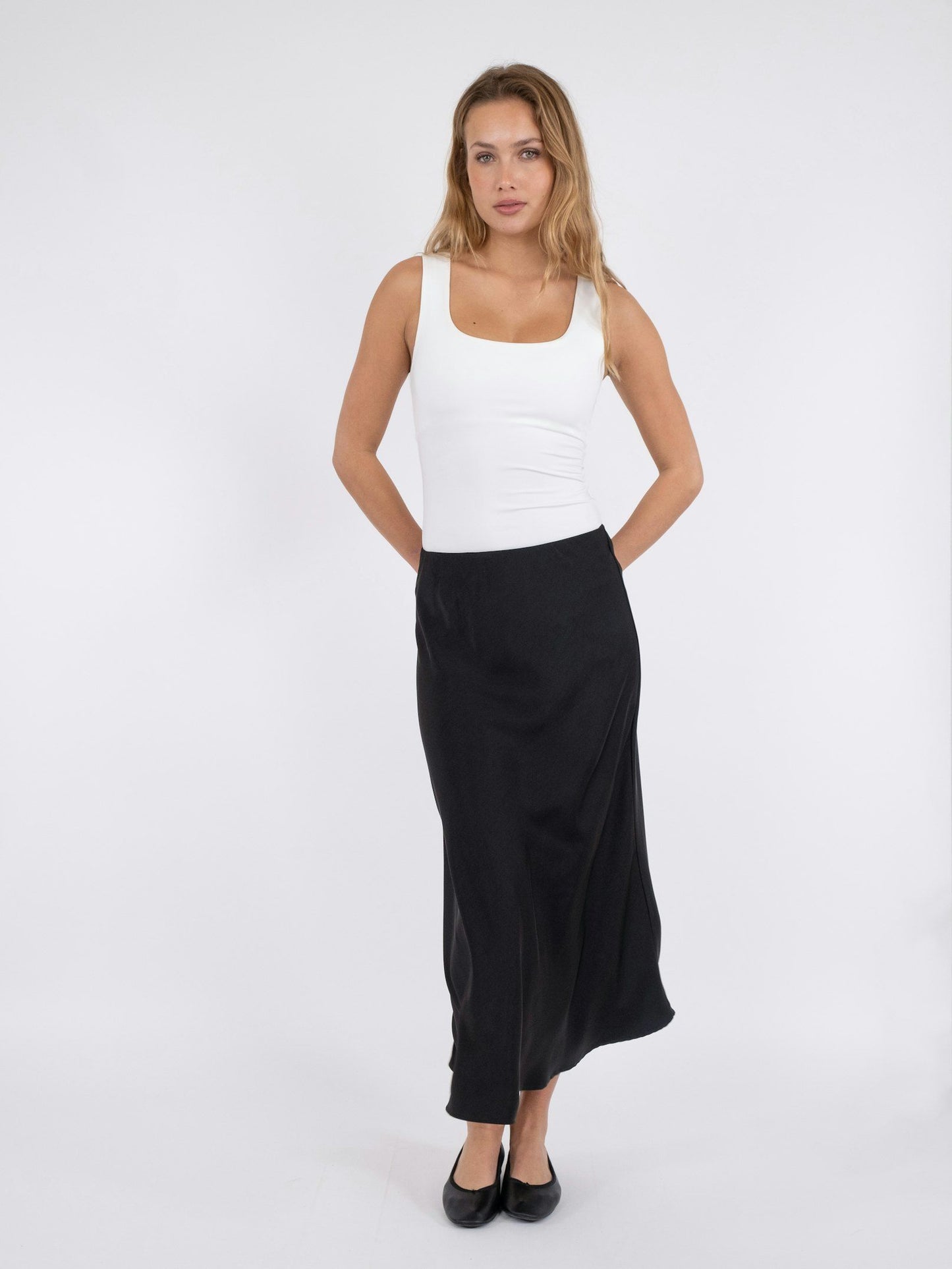 Neo Noir Bovary Skirt