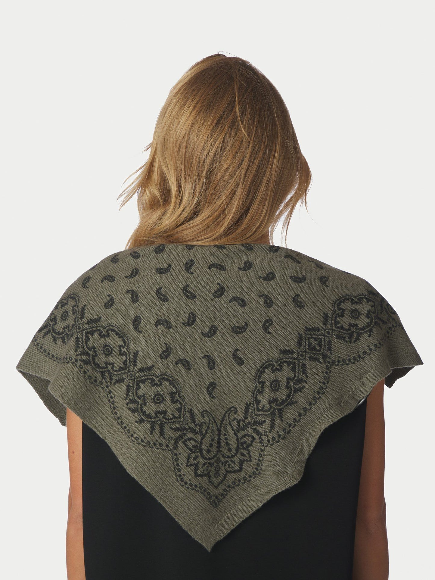 Neo Noir Adelina Paisley Knit Scarf