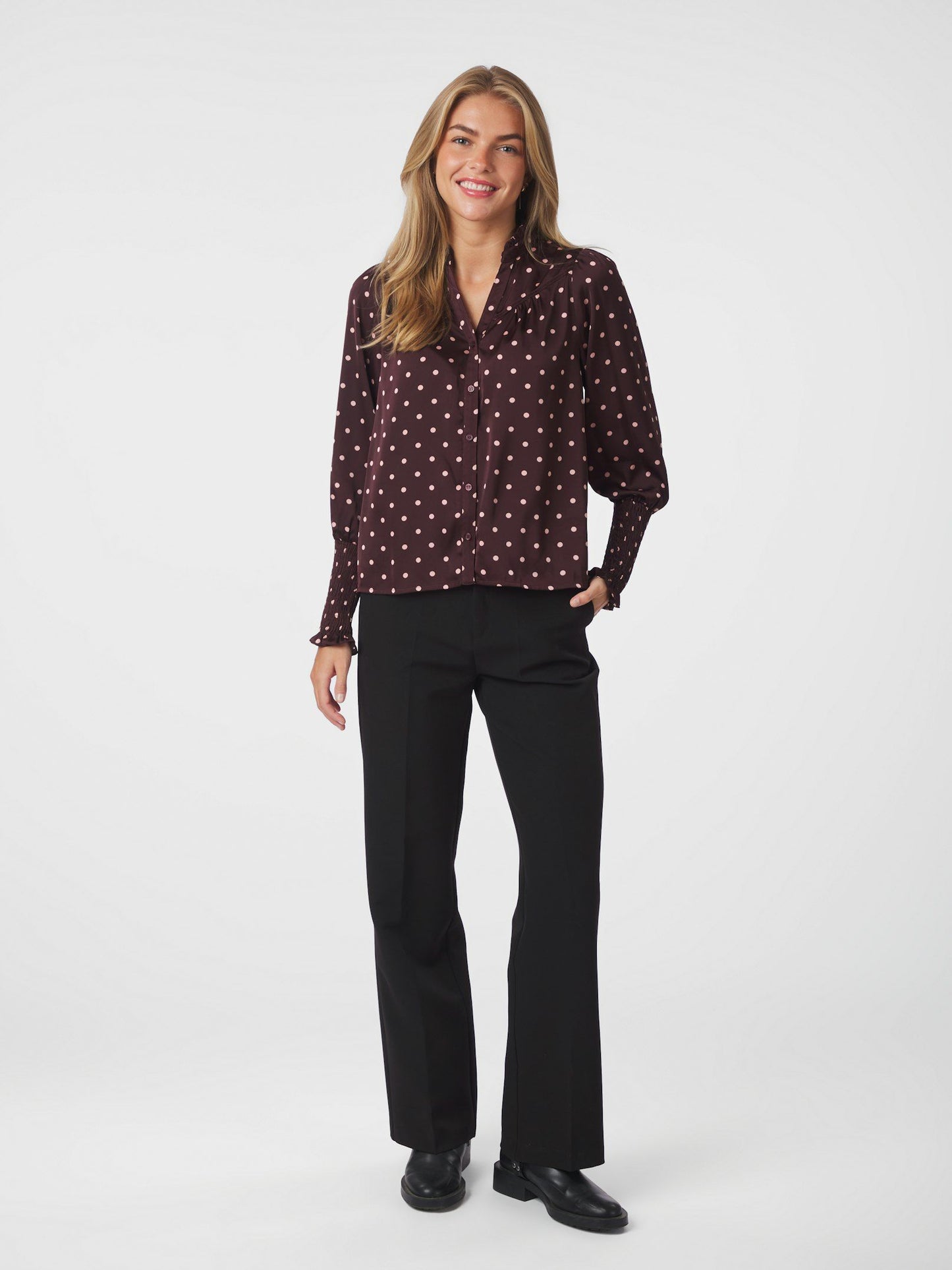 Neo Noir Camisa Dot Blouse