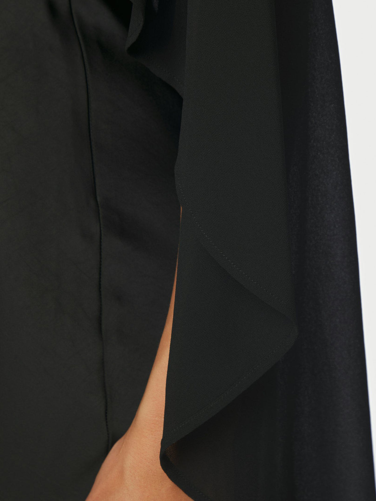 Neo Noir Manufi Chiffon Cape