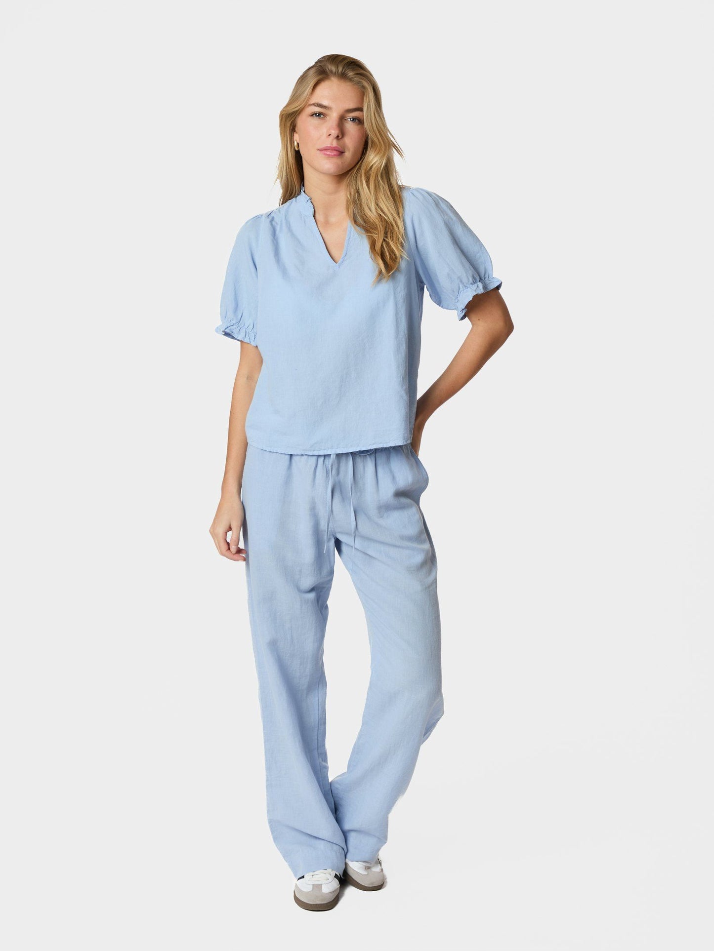 Neo Noir Odesa Linen Blous