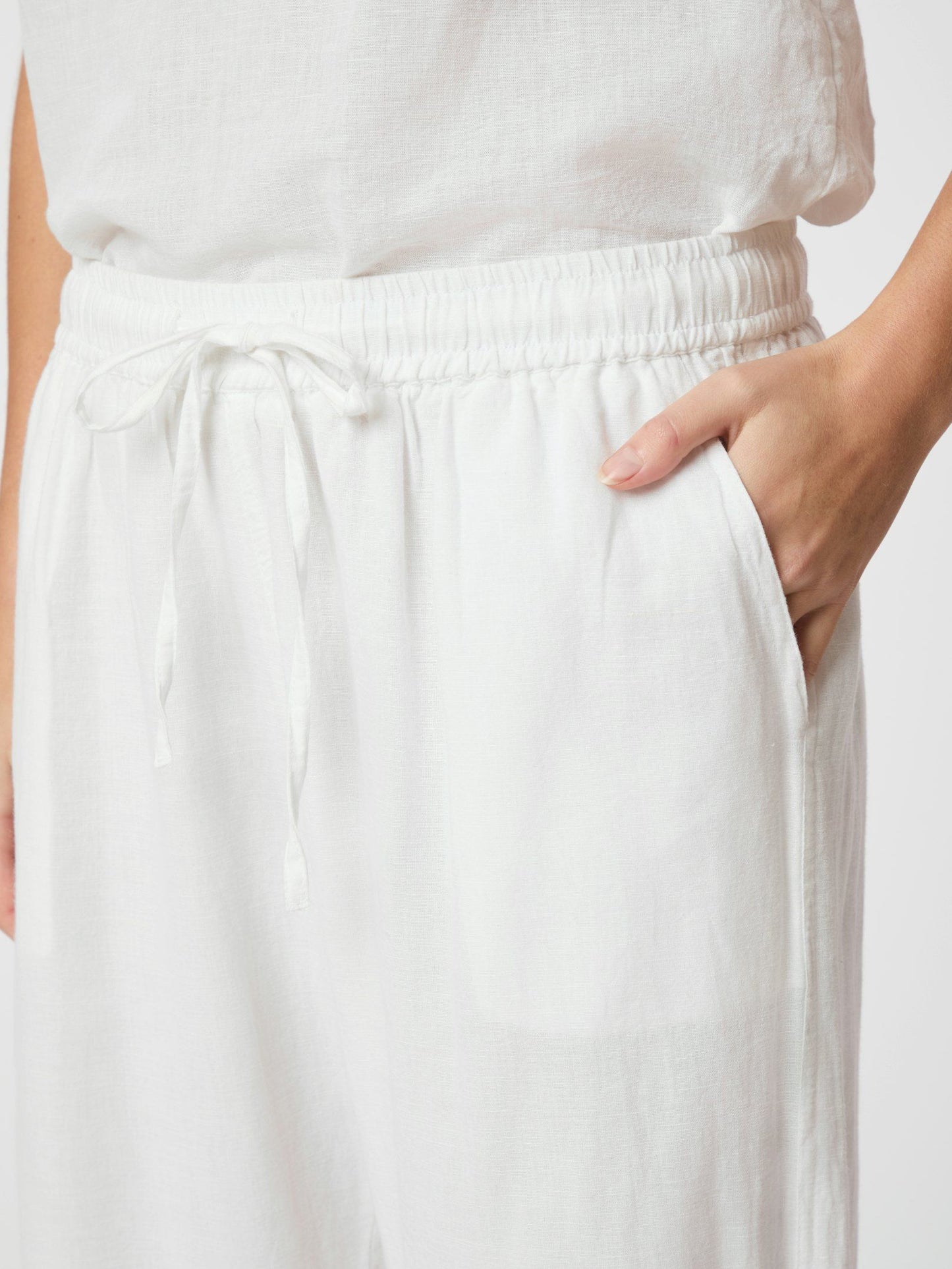 Neo Noir Sonar Linen Pants