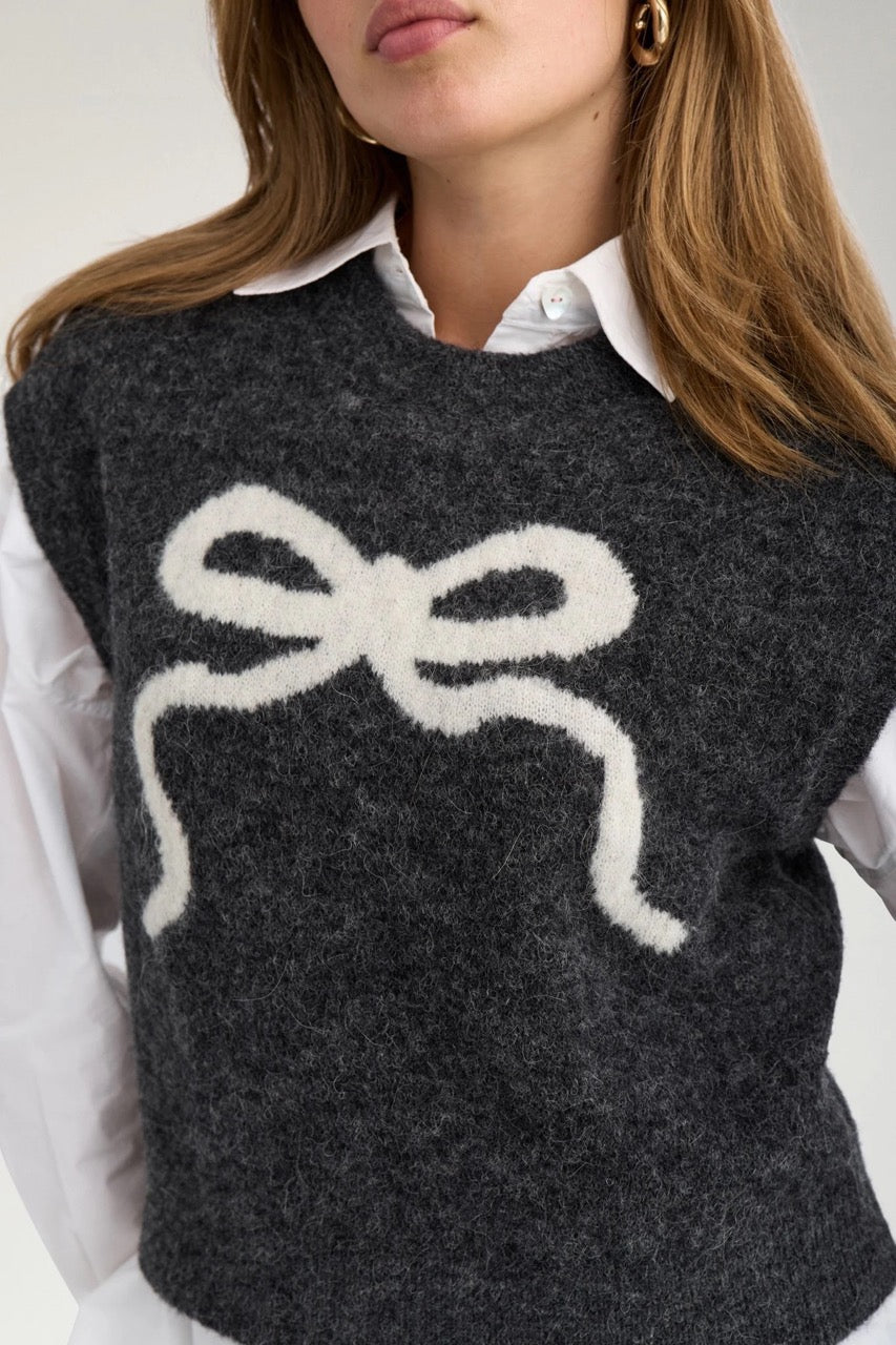 Nümph Nuriette Bow Vest