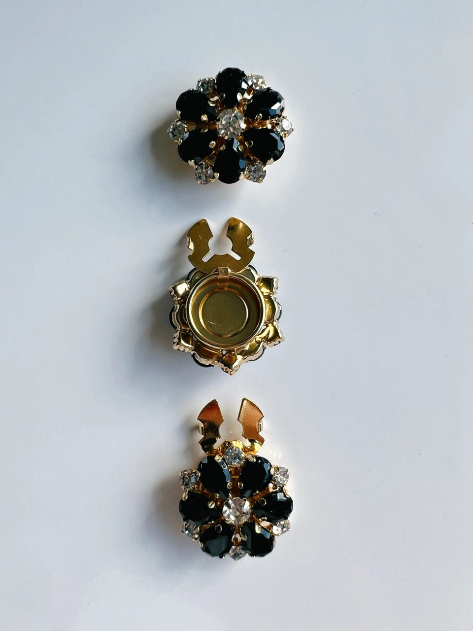 Maja Black & White Flower Charm