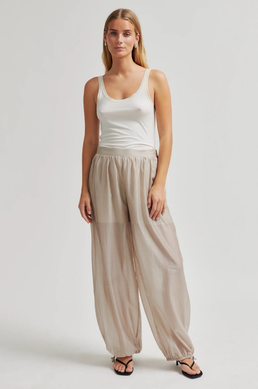 Second Female Hidie Trousers