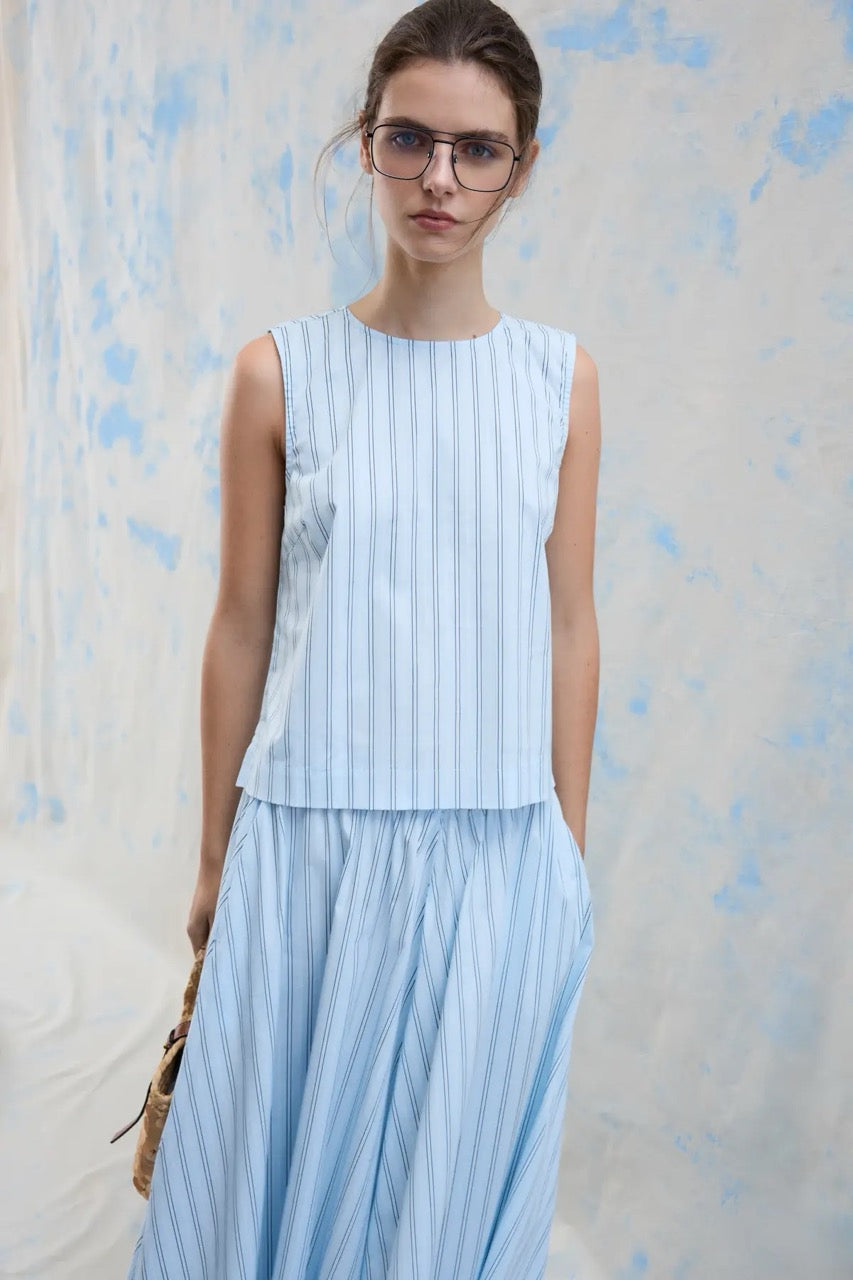 Vila Vivalencia O-neck Short Top