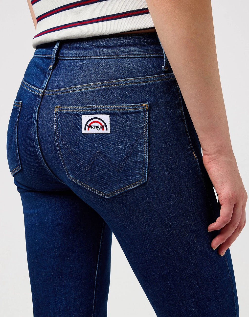 Wrangler Flare Dark Wash